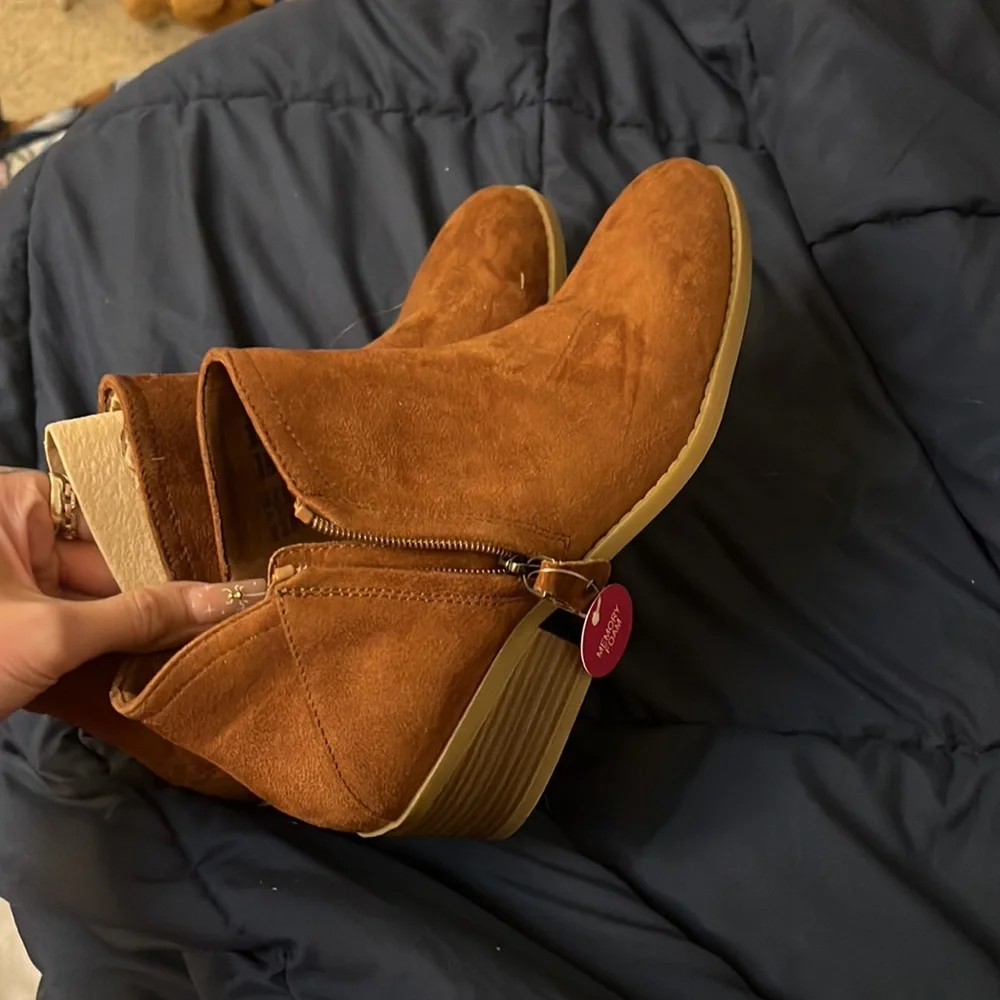 Booties - Picture 2 of 4